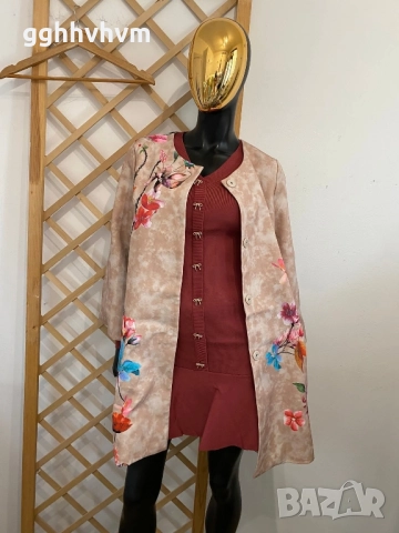 манто, снимка 5 - Палта, манта - 52106074