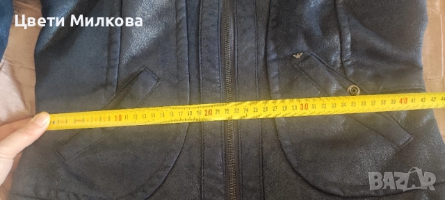 Armani Jeans оригинален дамски кожух , снимка 8 - Палта, манта - 56371321