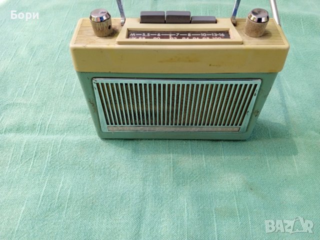 AKKORD UKW-Autotransistor, снимка 2 - Радиокасетофони, транзистори - 36928681