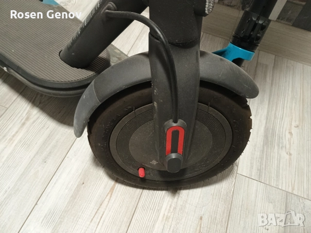 Електрическа тротинетка Xiaomi 4 - 10", снимка 2 - Скейтборд, ховърборд, уейвборд - 51742962