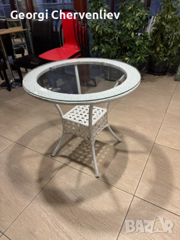 Комплект градинска маса със стъклен плот + 4 плетени стола (бял ратан), снимка 2 - Маси - 52378336