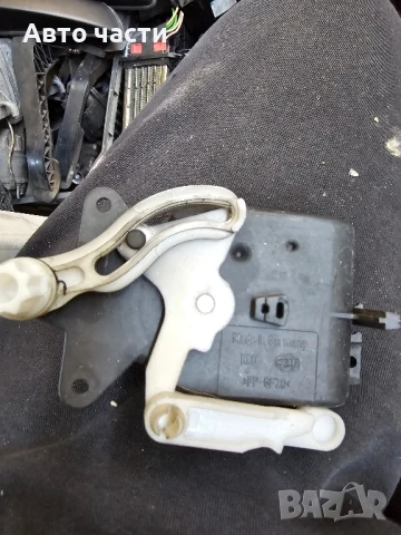 Моторче за клапата за рециркулация на въздуха A3 A4 Golf различни други 1J2907511A Нов оригинален VW, снимка 2 - Части - 50794628