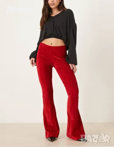 Free People Нов Boho червен панталон с разкроени крачоли (Размер S)