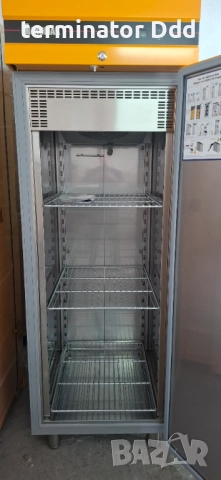 Професионален хладилник, снимка 2 - Хладилници - 52463507