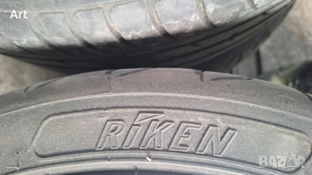 Летни гуми 225/40/18, снимка 3 - Гуми и джанти - 53889874
