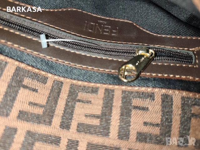 Дамска чанта Фенди , снимка 2 - Чанти - 54313994