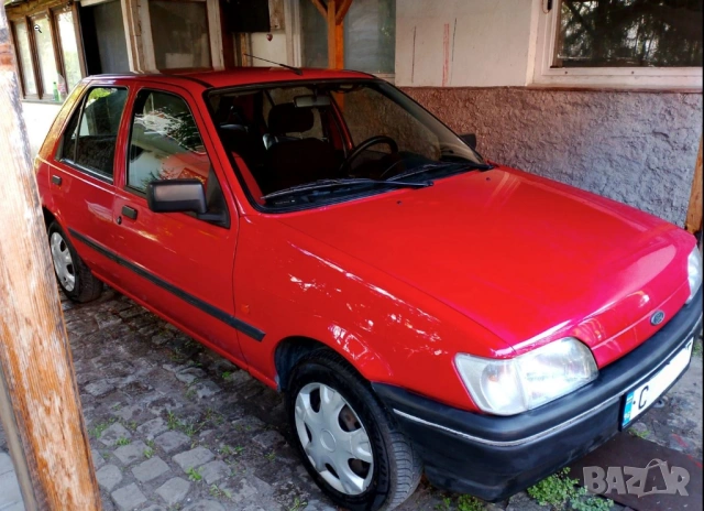 Класическа Ford Fiesta MK3, снимка 16 - Автомобили и джипове - 54326991