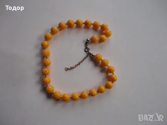 Страхотно колие гердан бакелит , снимка 3 - Колиета, медальони, синджири - 49148366