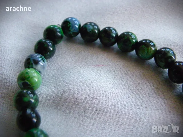 Гривна от разноцветен саянски нефрит, Русия, снимка 3 - Гривни - 48783709