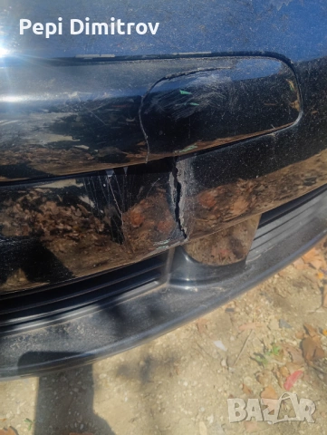 Предна броня за VW Golf Mk5 2006, снимка 2 - Части - 54249045
