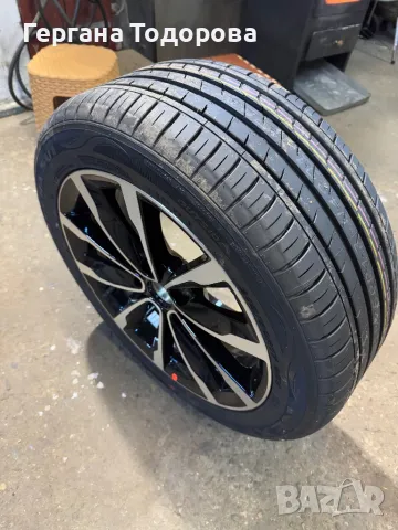 Оригинална Джанта с Гума Hyundai i 40 2019г, снимка 8 - Гуми и джанти - 48859380