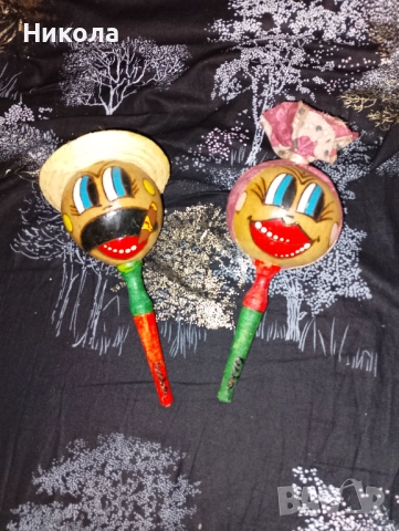 Кубински маракаси с лица