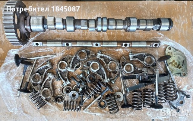 части от глава разпределителен вал кобилици клапани за Renault Megane I Scenic Classic Coach, снимка 1 - Части - 44255495