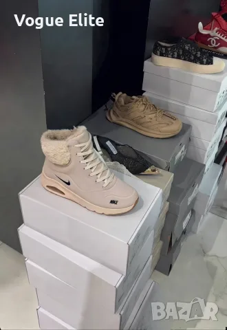 Дамски зимни кецове Nike с пух