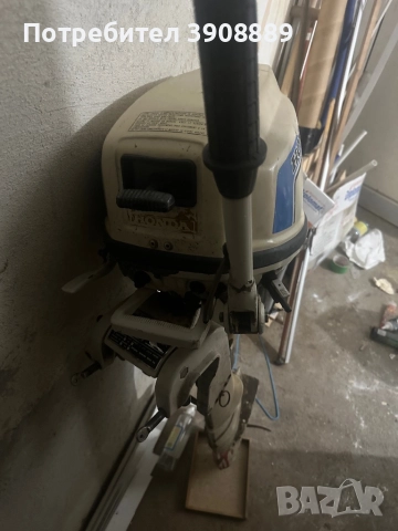 Извънбордов двигатле за лодка HONDA B 75 8 pc, снимка 3 - Воден транспорт - 51886141