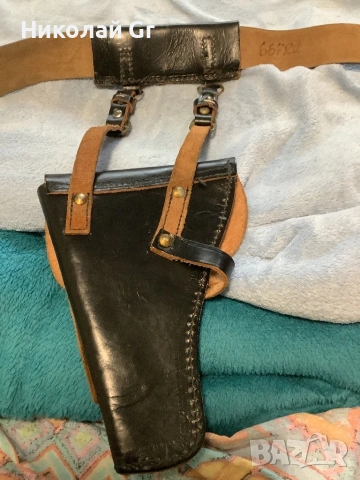 Офицерски военноморски пояс времената на социализма отличен състояние с кобур, снимка 5 - Антикварни и старинни предмети - 53029904