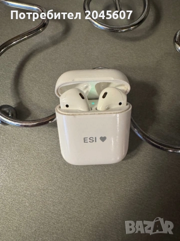 Продавам оригинални AirPods 1st gen, снимка 3 - Слушалки и портативни колонки - 53295468