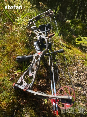  Ловен Лък compound HOYT , снимка 10 - Лъкове и арбалети - 51142598