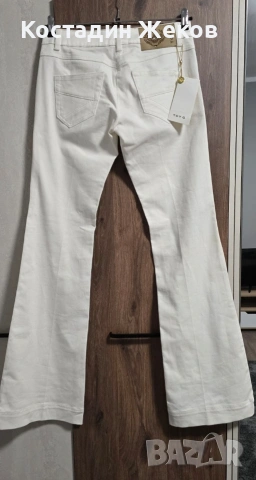 Нови със етикет. Дамски оригинални дънки. TOY G, снимка 2 - Дънки - 53990875