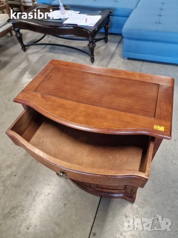 Масивно Шкафче-внос от Германия!, снимка 4 - Шкафове - 54106670