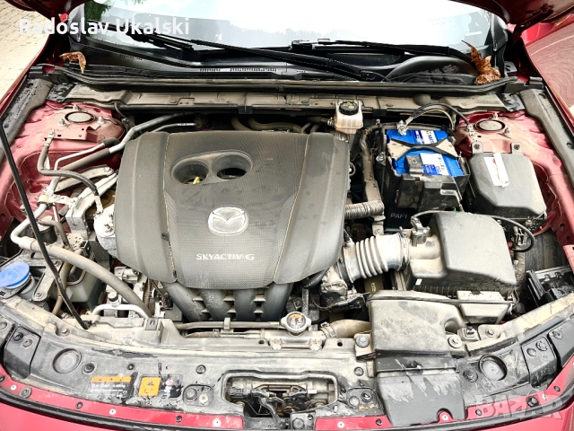 MAZDA 3 2020, снимка 10 - Автомобили и джипове - 52982471