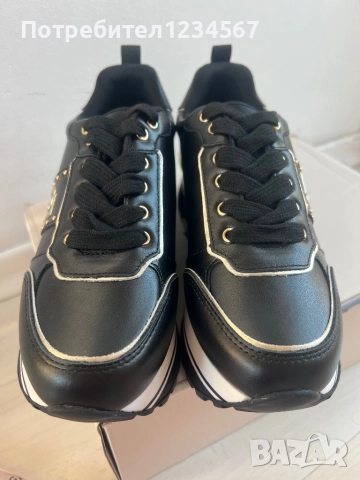 Оригинални маратонки и боти и обувки на ток Liu Jo, Guess, Michael Kors, снимка 13 - Маратонки - 52175621