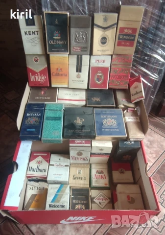 Колекция стари цигарени кутии 