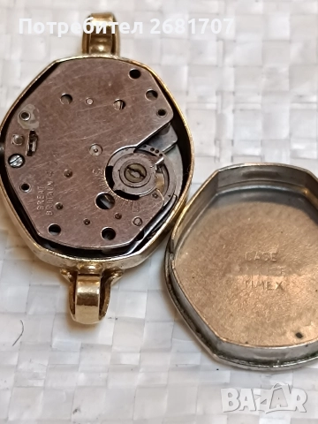 позлатен дамски часовник Timex, снимка 4 - Дамски - 52961507
