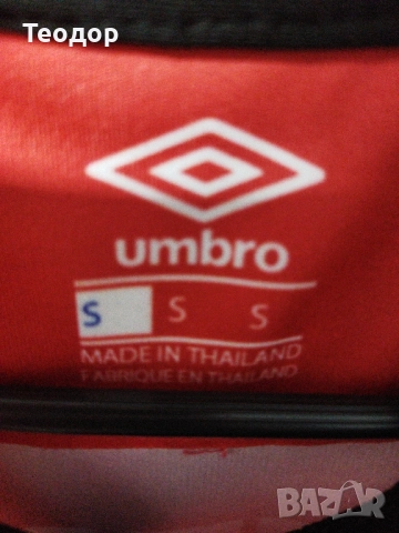 Продавам футболна тениска на Манчестър Юнайтед отзад на CANTONA, снимка 5 - Футбол - 52171712