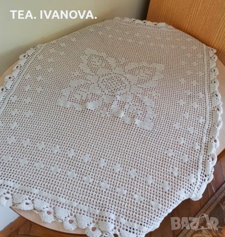 Ръчно плетени покривки и карета, снимка 2 - Покривки за маси - 34023943