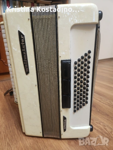 Акордеон 120 баса Weltmeister Stella, снимка 4 - Акордеони - 53297623