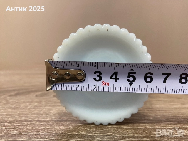 Винтидж кана от млечно стъкло с калаена дръжка, снимка 5 - Антикварни и старинни предмети - 51506776