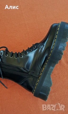 Боти Dr.Martens