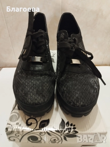 Дамски обувки 