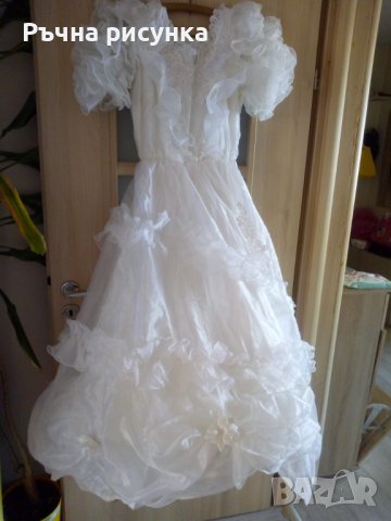 Булчинска рокля размер С ,с обръч, снимка 1 - Сватбени рокли - 37612240