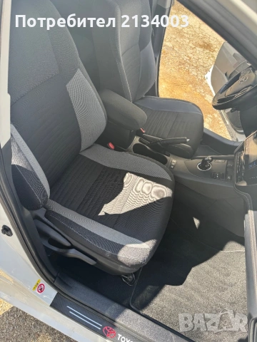 Toyota Auris Hybrid 2017г Facelift Navi, снимка 8 - Автомобили и джипове - 54069679