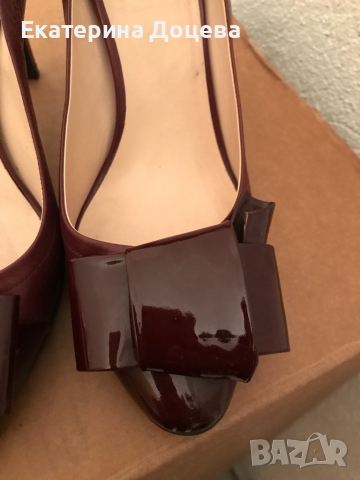 Обувки Армани бордо, снимка 2 - Дамски обувки на ток - 36557085