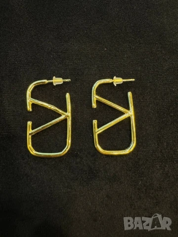 обеци от висококачествена стомана chanel valentino garavani versace ysl saint laurent , снимка 10 - Обеци - 51395628