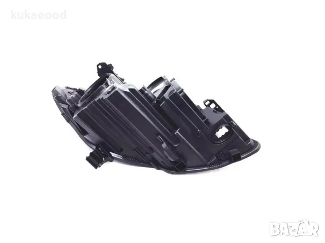 Корпус за фар на Mercedes CLA W117, снимка 2 - Части - 47492079
