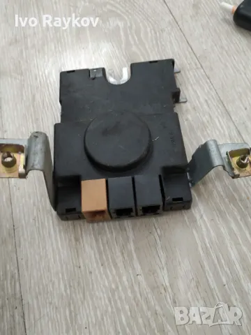 Усилвател антена за Audi A3 Hatchback II (05.2003 - 08.2012),  8P3 035 225