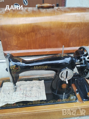 Колекционерска ръчна шевна машина Union.Перфектна, снимка 2 - Антикварни и старинни предмети - 54061466