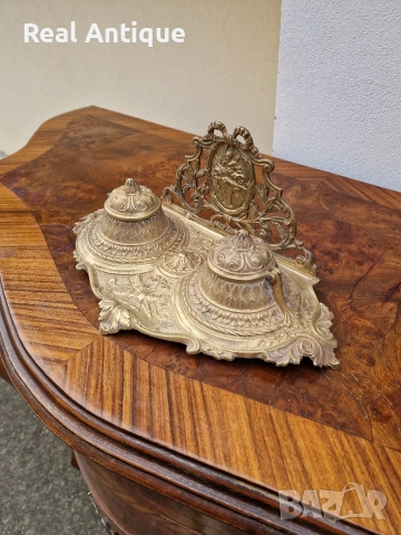 Прекрасна антикварна английска бронзова мастилница , снимка 5 - Антикварни и старинни предмети - 52648239