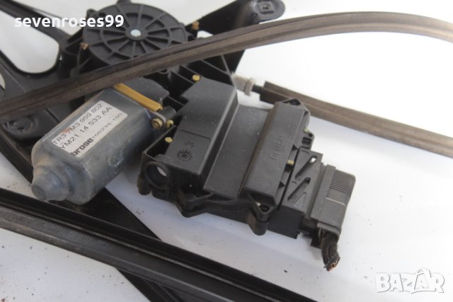 Мотор с механизъм стъклоповдигач предно дясно Фолксваген Шаран 2002 Сеат Алхамбра VW Sharan Seat Alh, снимка 3 - Части - 44202504