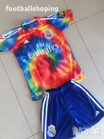 Реал М Мбапе 9 детски екип 2024/2025 - 2 цвята, снимка 2 - Детски комплекти - 47266093