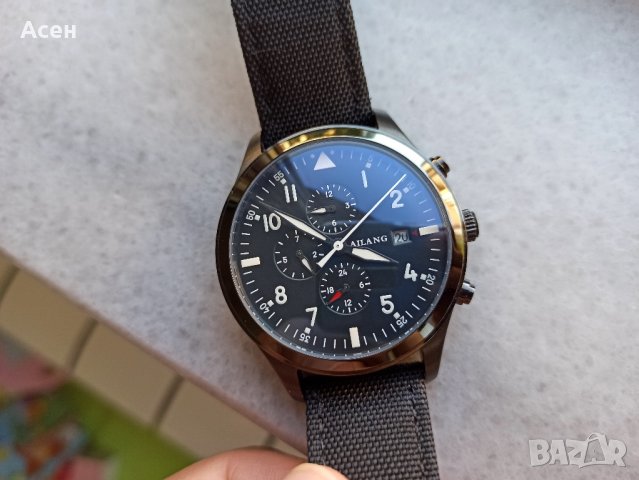 Продавам механичен часовник Ailang пилотски стил., снимка 1