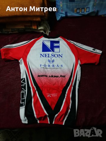 Продавам запазена Вело-Тениска, размер М с цял цип, снимка 3 - Спортна екипировка - 30294467