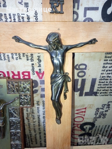 Кръст за стена/разпятие, снимка 2 - Антикварни и старинни предмети - 54183949