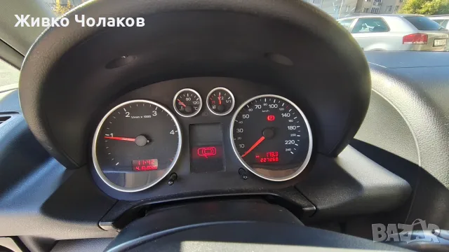 Audi A2/2001 г./1.4/75 к.с., снимка 8 - Автомобили и джипове - 56448435
