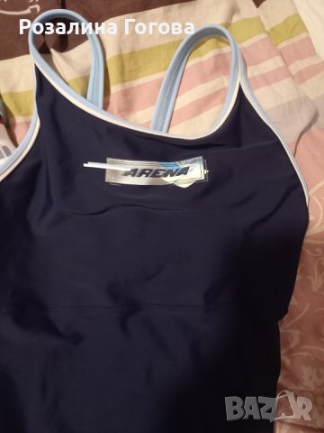 Продавам бански Arena 