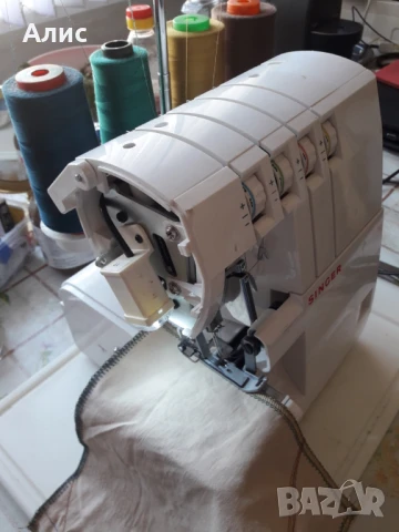 оверлог SINGER, снимка 6 - Шевни машини - 50475642